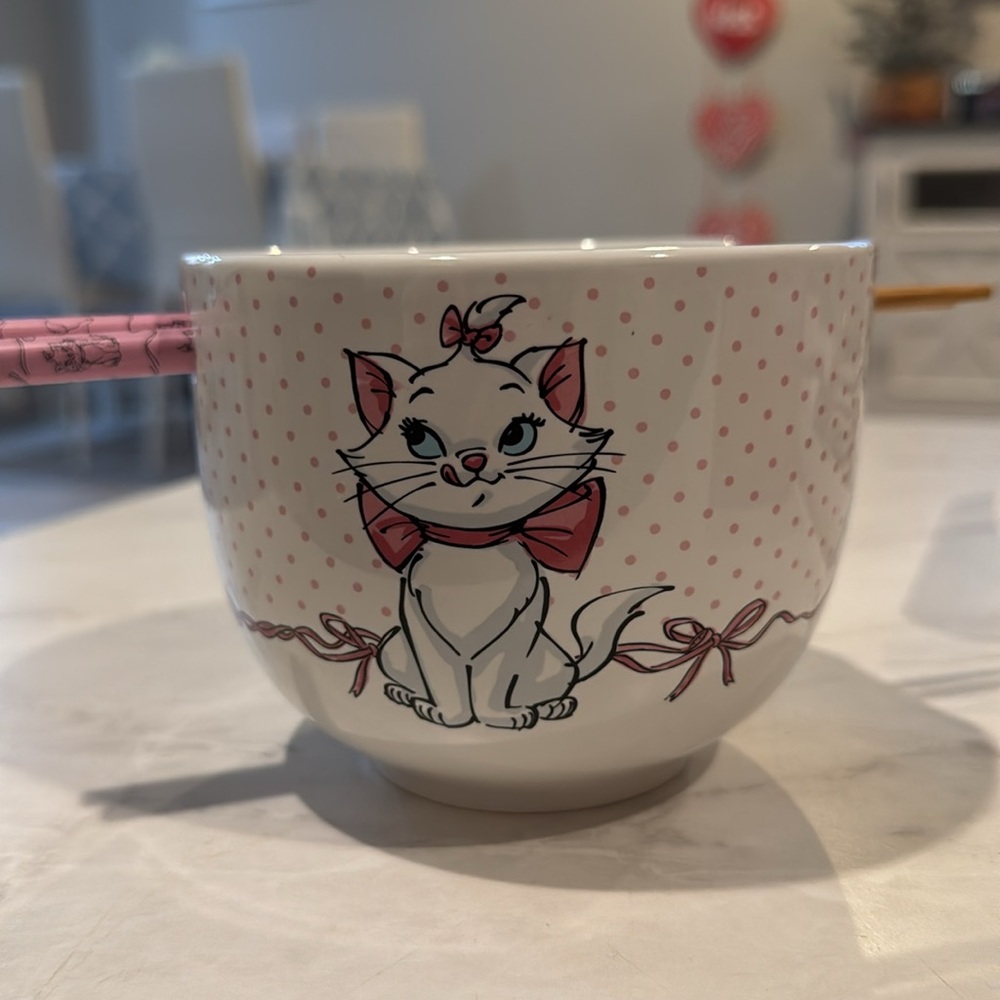 Marie Kitty Disney noodle bowl nwot
